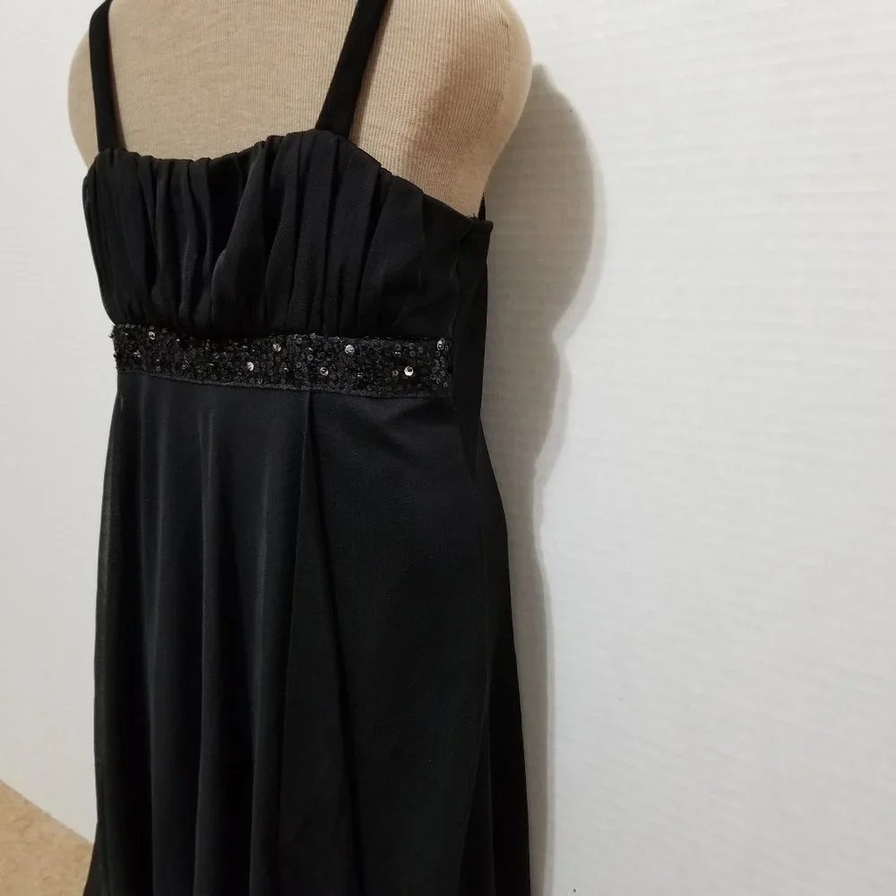 City Triangles black beaded